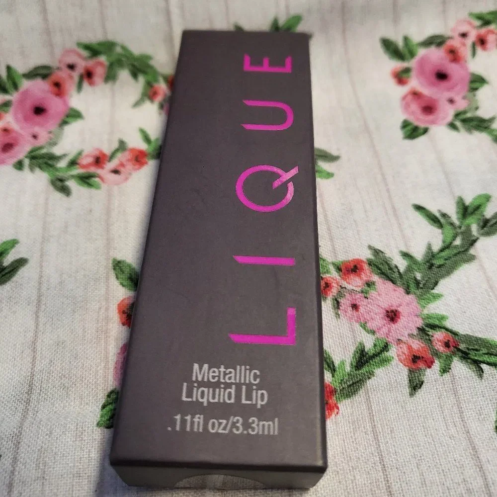 Lique Metallic Liquid Lip Gloss Delicious